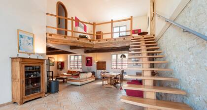 Maison Spacieuse à Marciac avec Piscine Privée et Terrasse