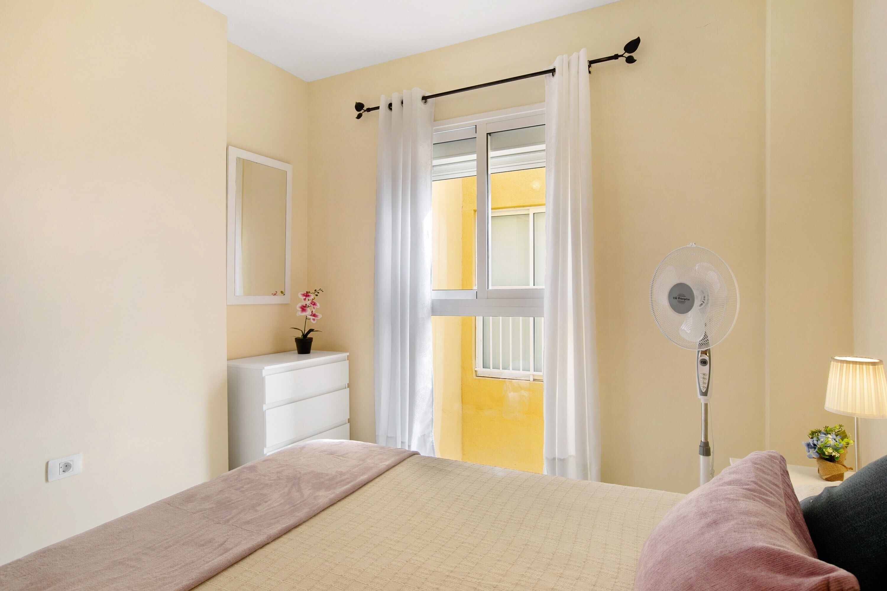 2 間睡房、熨斗/熨衫板、免費 Wi-Fi、床單