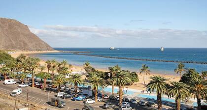 Apartamento de vacaciones 'Leonor San Andrés' con vistas al mar y Wi-Fi