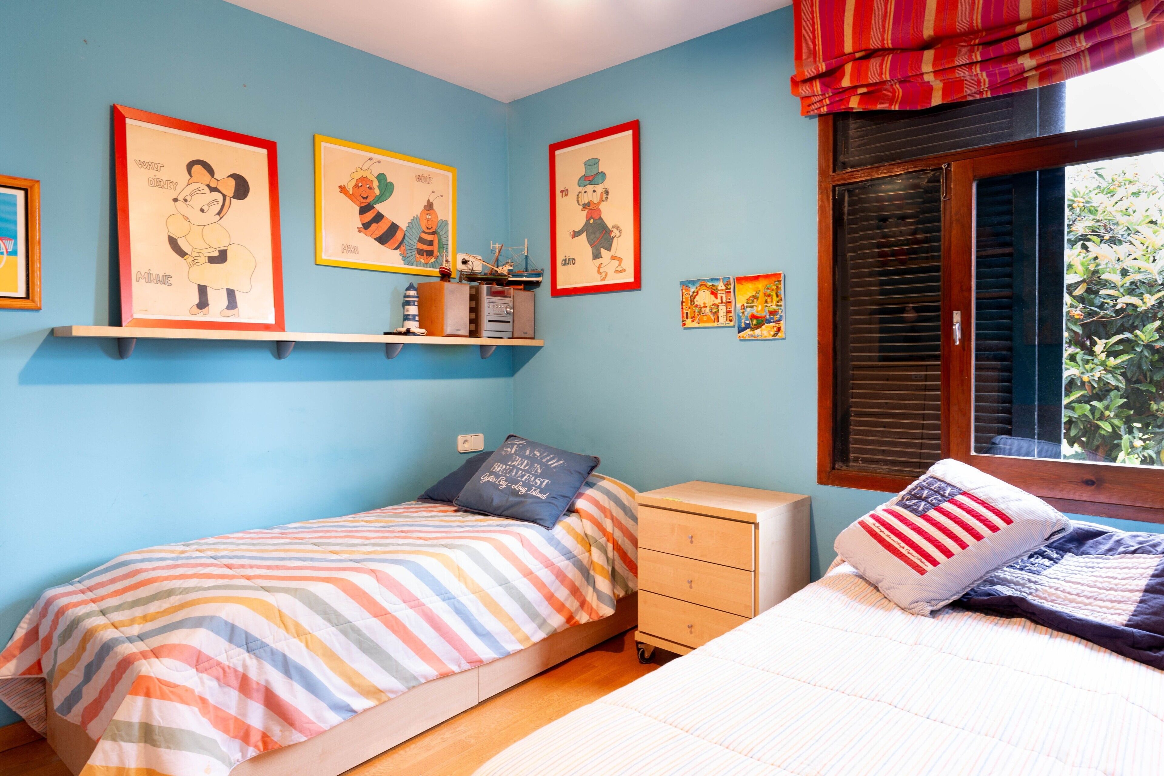 3 dormitorios, wifi gratis, ropa de cama