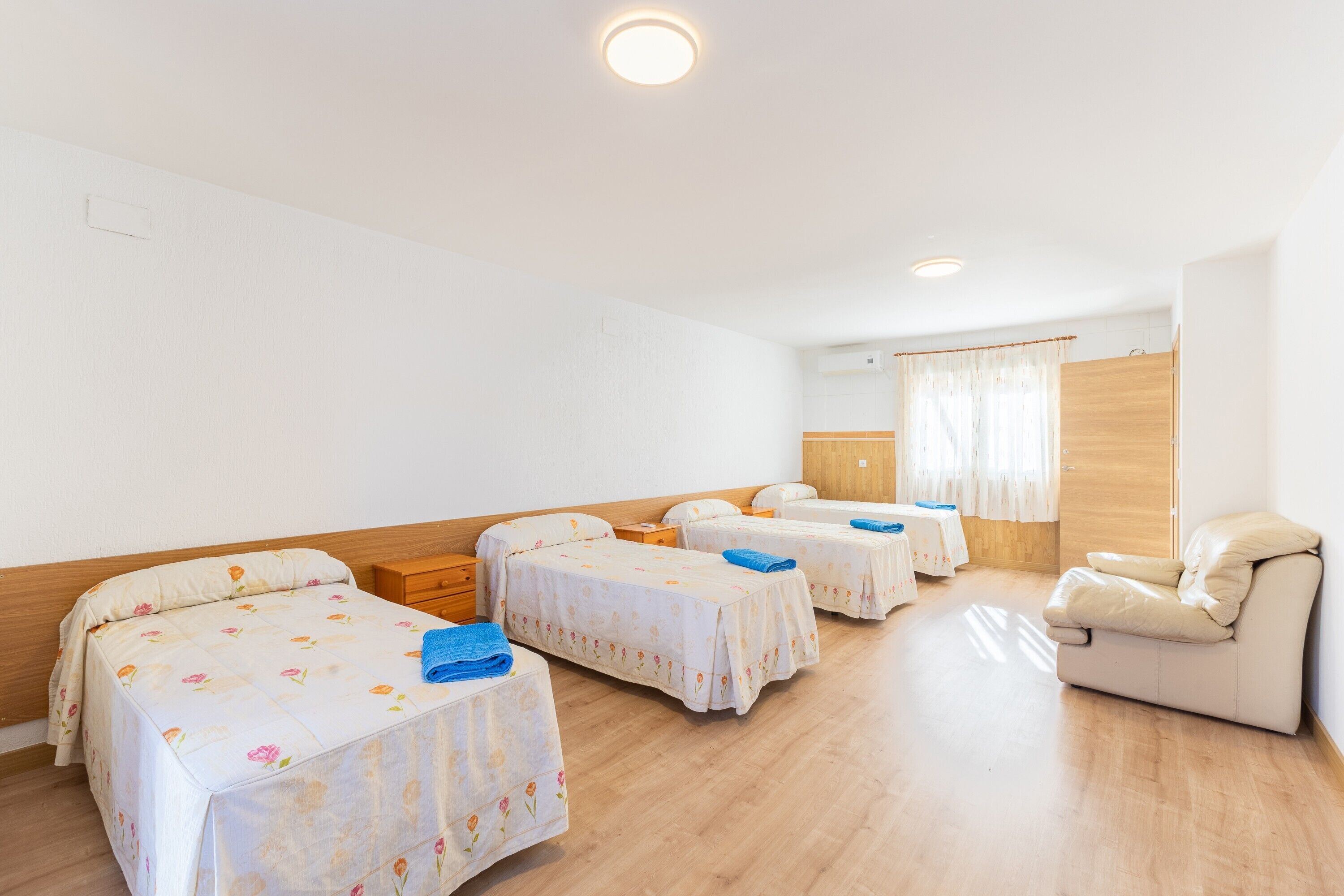 17 bedrooms, iron/ironing board, free WiFi, bed sheets