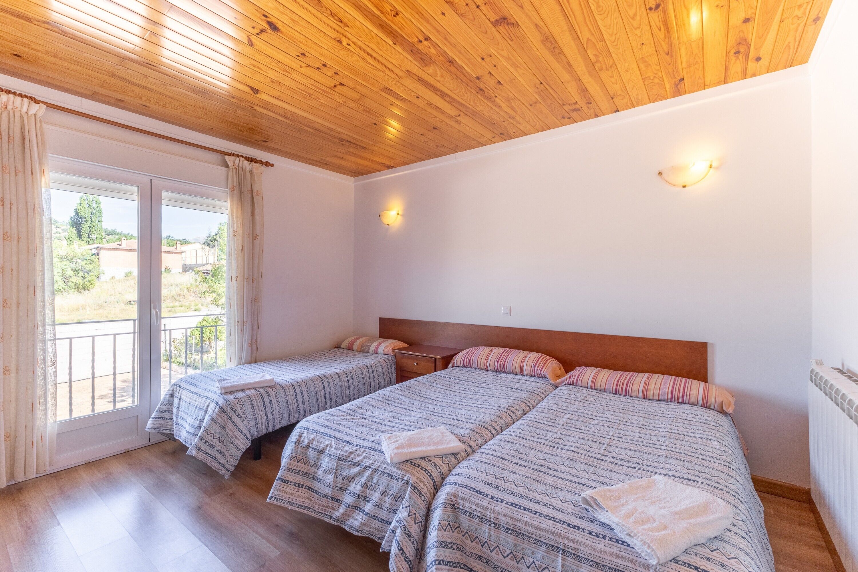 17 bedrooms, iron/ironing board, free WiFi, bed sheets