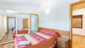 8 Schlafzimmer, kostenloses WLAN, Bettwäsche