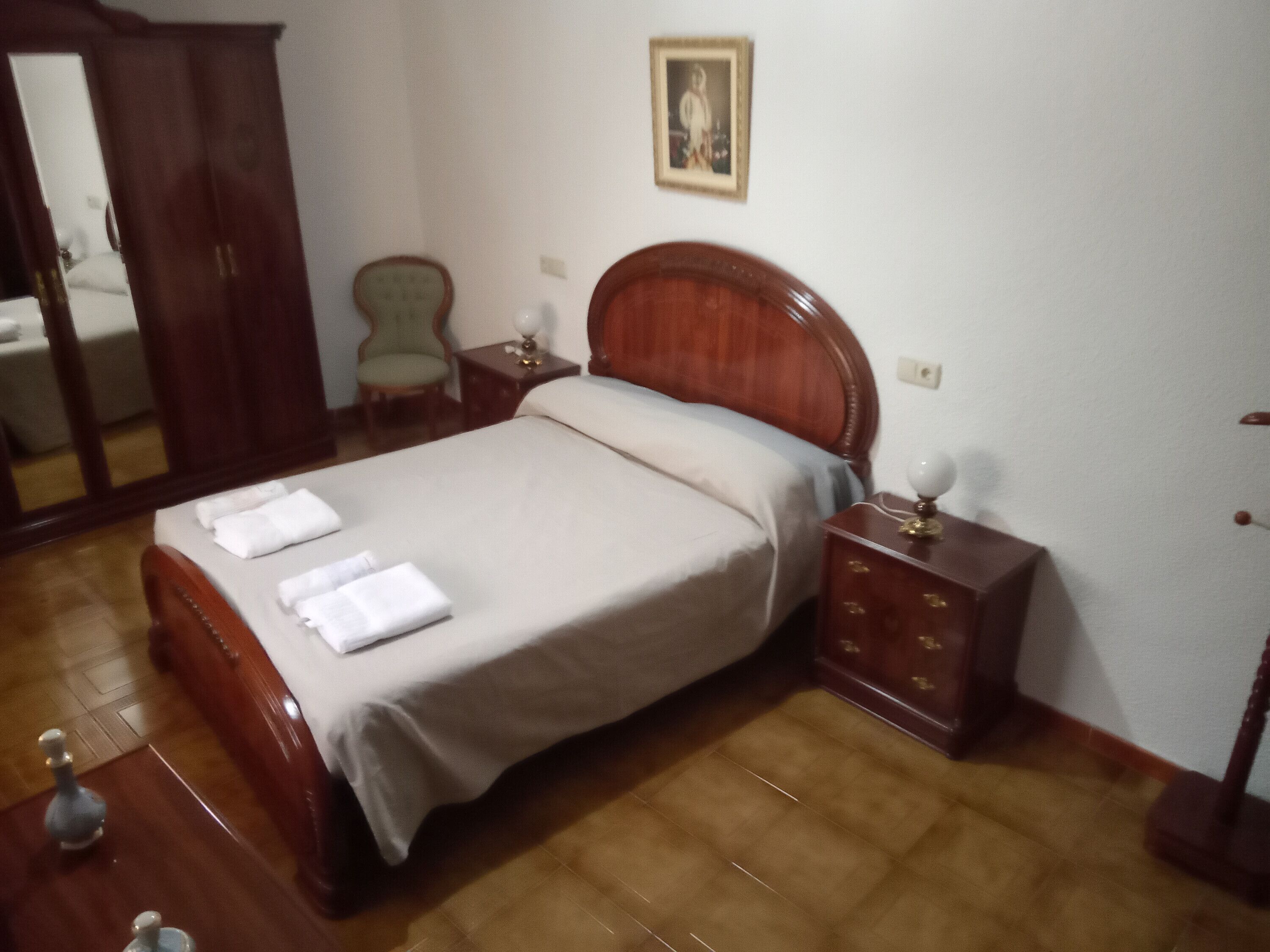 4 Schlafzimmer, kostenloses WLAN, Bettwäsche