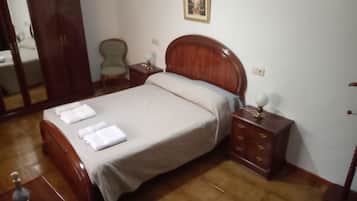 4 sovrum, gratis wi-fi och sÀngklÀder