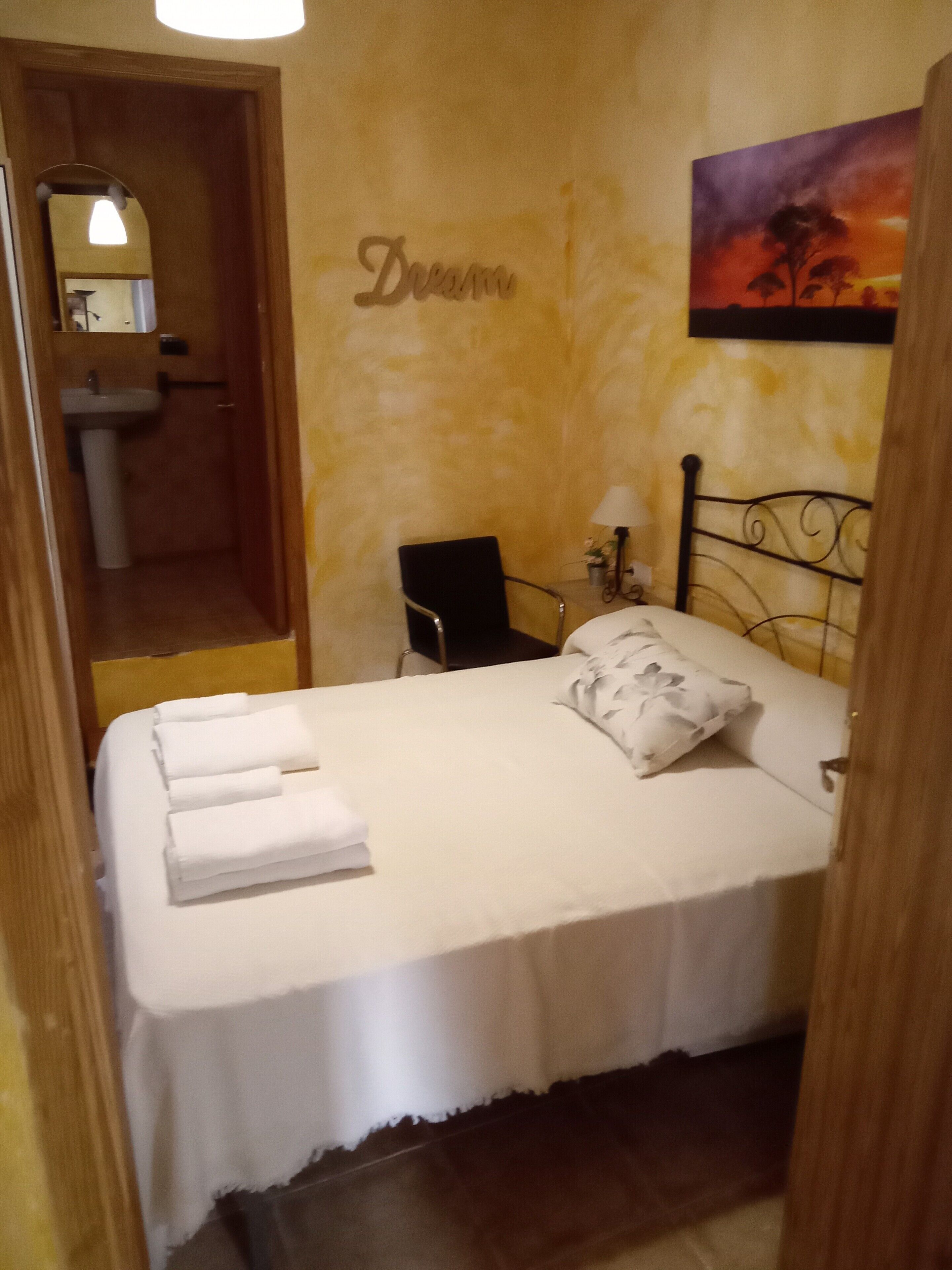 4 Schlafzimmer, kostenloses WLAN, Bettwäsche