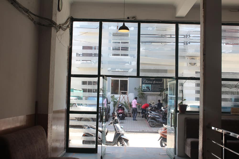 Shree Chitra Residency by Avadhesh Grou