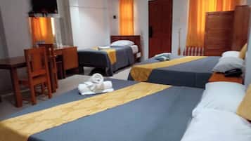 Family Room, 2 Queen Beds | 1 bedroom, Egyptian cotton sheets, premium bedding, down comforters