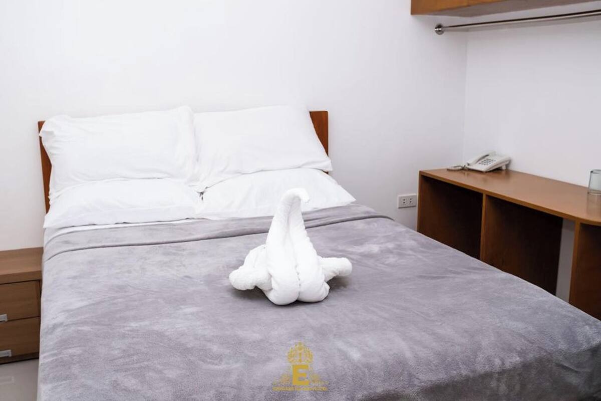 Free WiFi, bed sheets