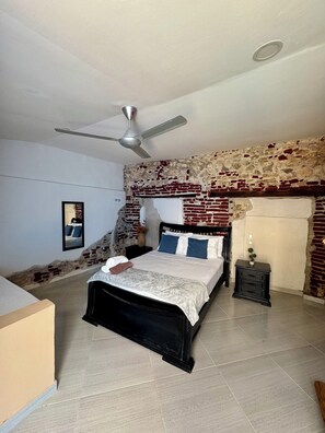 4 bedrooms, in-room safe, iron/ironing board, travel cot - Casa Stephanie- Prívate Pool (Cartagena de Indias)