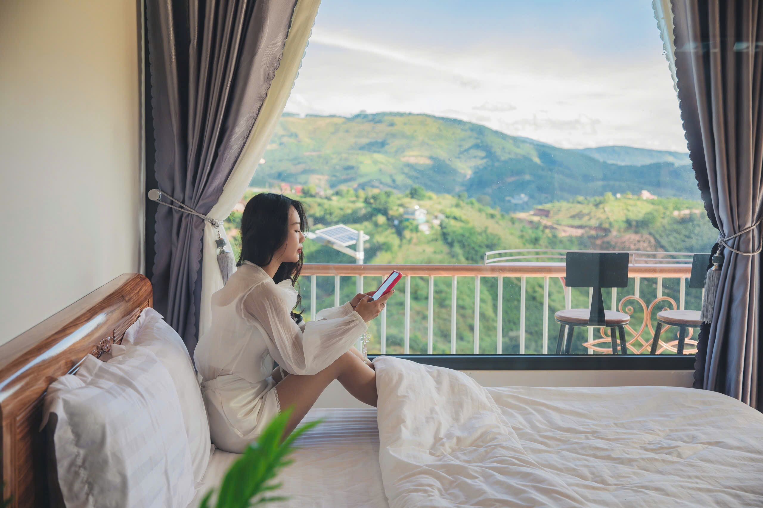 Habitación individual estándar, vistas al valle | Minibar con artículos gratuitos, escritorio, cortinas opacas