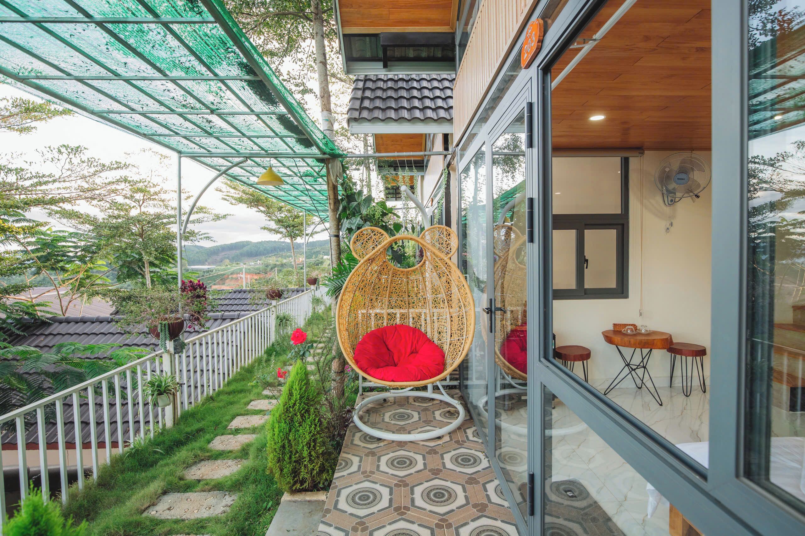 全景四人房 | 迷你吧（备有免费物品）、办公桌、遮光窗帘、熨斗/熨板