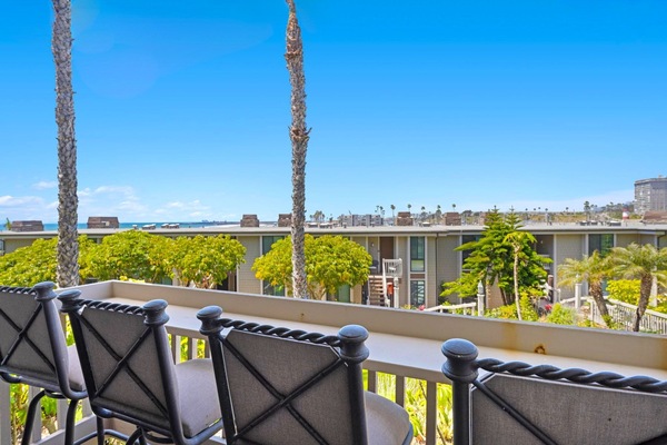 Sip on morning coffee while enjoying the ocean views.
4 comfortable balcony chairs for all guest to enjoy!