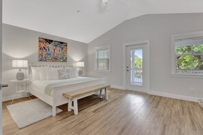 3 bedrooms, desk, iron/ironing board, free WiFi