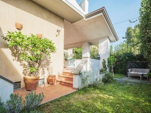 Terrace/patio - Orchidea by Interhome (Camaiore)