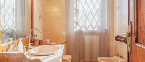 Hair dryer, towels