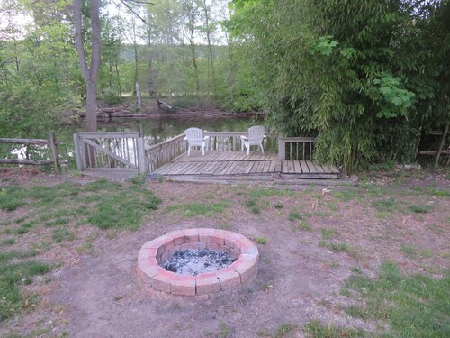 Monroe Valley Guesthouse near Swatara State Park, Hershey, other attractions!