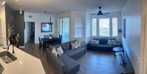 Smart TV - Your ideal near by Disney parks stay! Great for families. Quite community (Davenport)