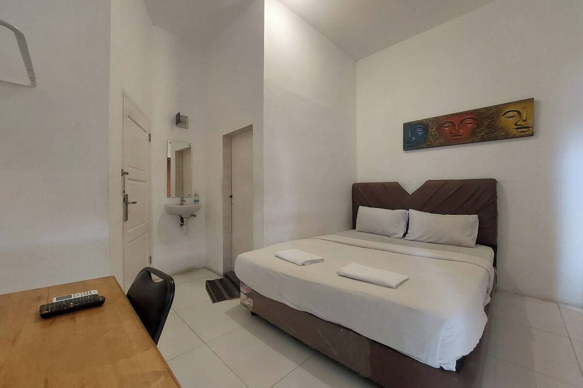 Deluxe-Doppelzimmer, Balkon | Schreibtisch, Verdunkelungsvorhänge, kostenloses WLAN, Bettwäsche