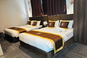 1 bedroom, desk, free WiFi, bed sheets