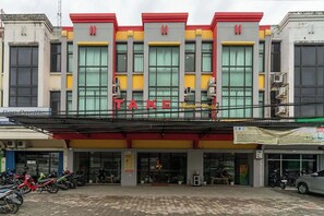 View from property - Take Guesthouse 2 (Jambi)