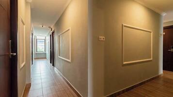 الإطلالة من المنشأة