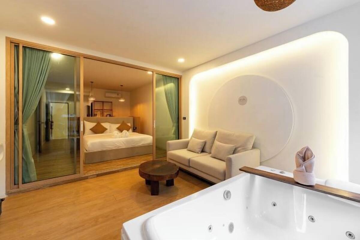 2 habitaciones, minibar y caja de seguridad en la habitación