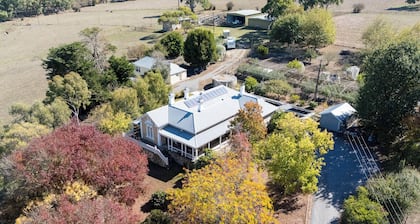 Situated in the Town Centre, 30 Min To Adelaide, 10 min to Historic Hahndorf