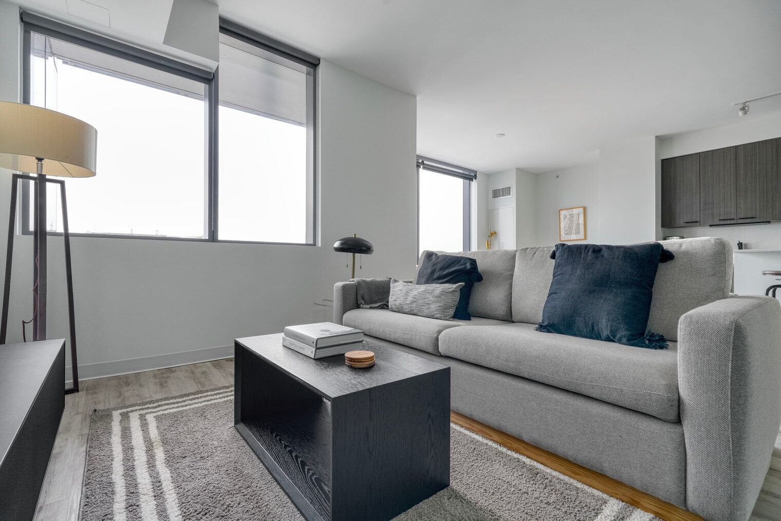 Great Downtown 1BR w/ Gym & Pool, near Restaurants, by Blueground