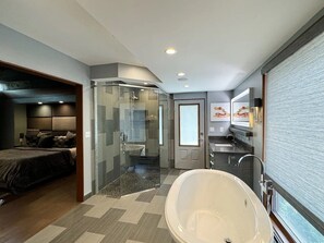 1 makuuhuone, silitysrauta/-lauta, vauvan matkasänky, Wi-Fi