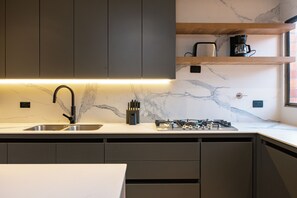 Fridge, microwave, oven, stovetop