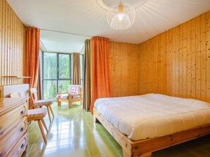 2 habitaciones y cuna de viaje 