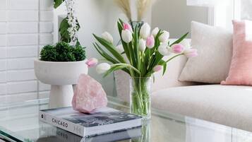 Smart TV, video games