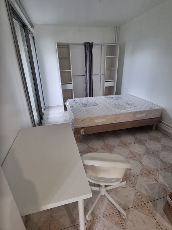 4 bedrooms, iron/ironing board, WiFi, bed sheets - Appart Grand Paris Stade France Sites Olympiques (Pierrefitte-sur-Seine)