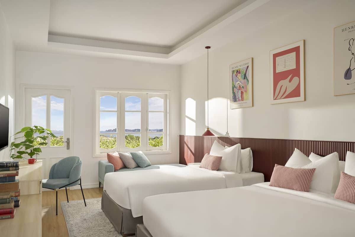 Superior Triple Room