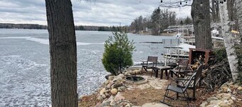 Family friendly lakeside retreat on Greater Bass Lake