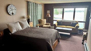 4 bedrooms, free WiFi, bed sheets