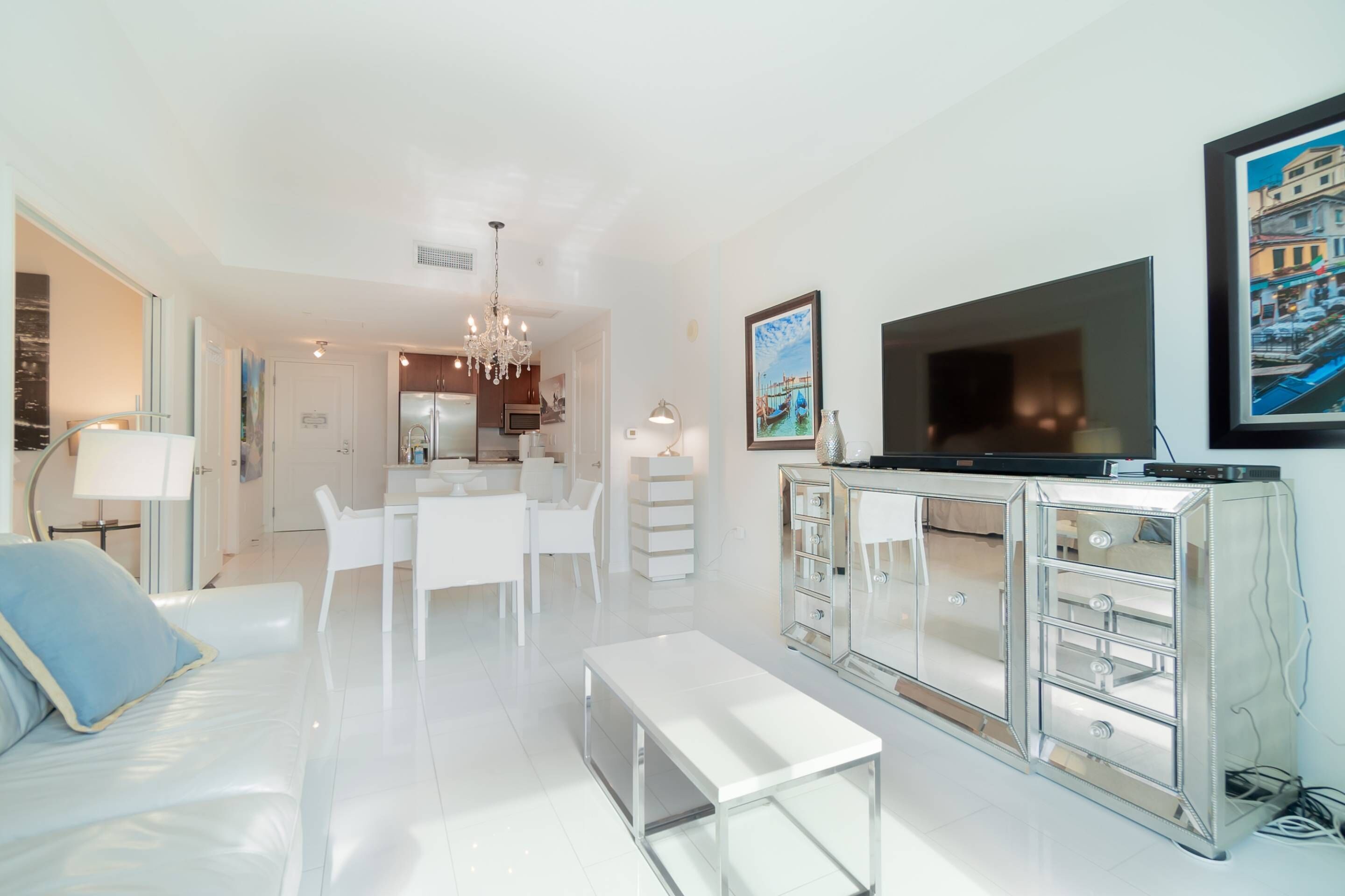 The Palms Suite - Casa Costa 309s, Pools, Jacuzzi, Beach, Shops & Dog Friendly - Boynton Beach, FL