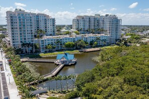 Exterior - Spring Deals! The Sunrise Suite - Casa Costa 309N, Pools, Jacuzzi, Beach, Shops & Dog Friendly (Boynton Beach)