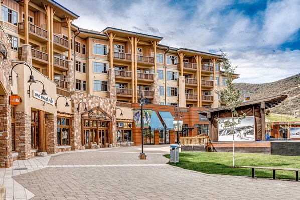 Exterior - Ski-in/ski-out condo in heart of Canyons Village with pool & hot tub access (Park City)