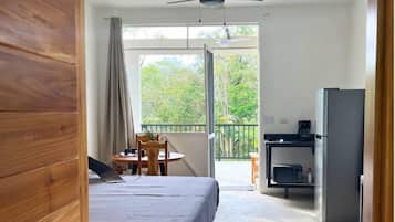 1 quarto, cofres nos quartos, escrivaninha, Wi-Fi
