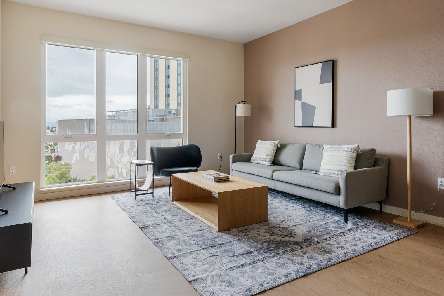 Exquisite Oakland 1BR w/ Gym, W/D & Rooftop, nr Dining, by Blueground
