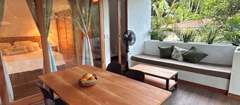 Casita Batsú Talamanca. 5 Minutes Beach. High Speed Wi-fi Fiber Optic