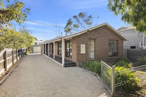 Exterior - Holiday on Minifie (Anglesea)