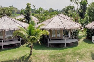 Cottage | In-room safe, desk, blackout drapes, soundproofing