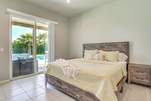 4 bedrooms, iron/ironing board, Internet, bed sheets