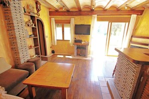 TV, DVD player, stereo - Bahia - spacious family villa with private pool in Moraira (Moraira)