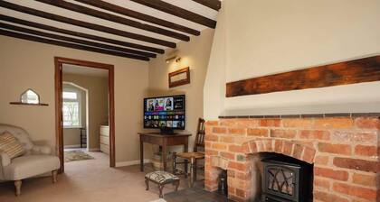 Cottage in lovely Rossett Village, sleeps 7