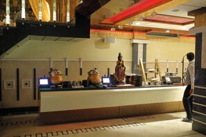 Restaurant - Hotel Shanti Kutir (Kanpur)