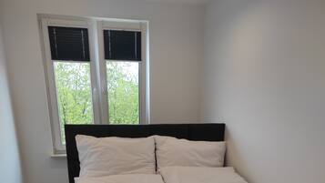 1 habitación, wifi y ropa de cama